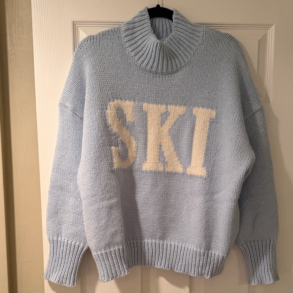 Le Lis “SKI” Light Blue Knit Sweater